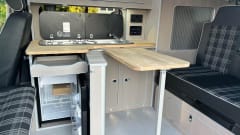 Florence – 2025 Converted 4 berth VW T6.1 (2023) **INSURANCE INCLUDED**