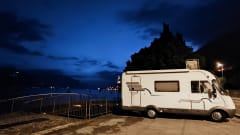 B544 – 6-seater Hymer integrated from 1999