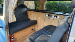 Carlos the camper – VW T2 Bay window Carlos the Camper the Blue Bay :-) 