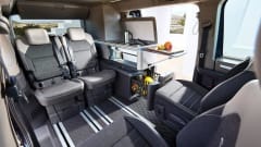 4p Volkswagen campervan uit 2025