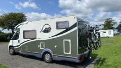 Dream came true – Lovely 4 person family (incl dogs) camper