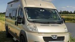 Travelcar – Beautiful cool modern 2 person camper bus