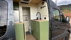 Sprinter – Luxury Mercedes Sprinter campervan