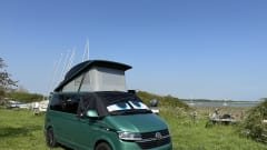 Lillibet – Adventure Ready – Stunning Bayleaf Green VW T6.1, 4 Berth – Pets Welcome