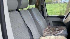 floortjes – vw T5 camper van only for friends and family