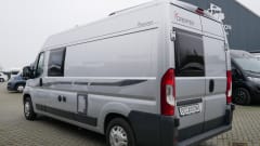 Dreamer D55 6 mtr, 4 sleeping 4 seats, bunk bed, 6 mtr.