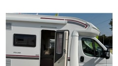 Zeitreise Wohnmobilvermietung No. 3 – GiottiLine Siena 385 Privilege