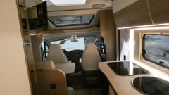 Pura Vida – Available for rent in Spain from October 1st: 2-person semi-integrated camper 