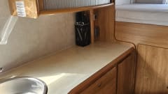 Rimor β Ruime gezins camper met zes slaapplaatsen met 2x airco