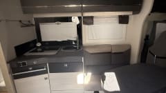 snurkmobiel – 4p Chausson semi-integrated uit 2021