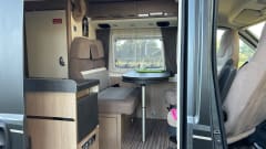 Malibu bus camper for 2 persons