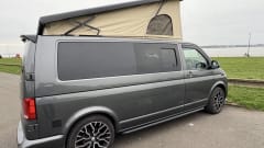 Dream chaser  – Autobus Ford a 6 posti letto del 2007