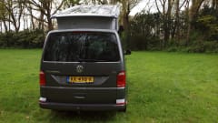 2-/4p VW Westfalia camper van (2016)