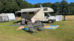 Coosie Camper  – Family camper with tent for 6 people