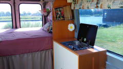 2-person Peugeot campervan from 1997