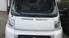 Mobilette – Neat complete family camper for rent Mobilvetta