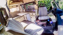 Louise Michel – Combi VW T25 T3 4/5 Pers Voorziening Van Westfalia