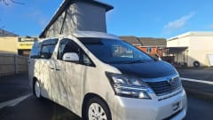 VEL – Campervan Toyota a 2 posti letto del 2009