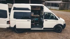 Nevis – 2 berth Volkswagen campervan 4x4 from 2009