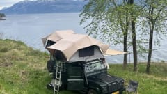 5p Land Rover rooftop from 1999