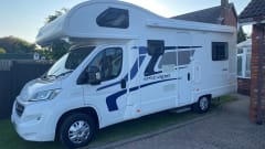 Coastal Campers – 6 berth Swift Escape