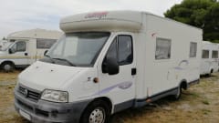 Rodrigue – Comfortable Challenger - 3 double beds