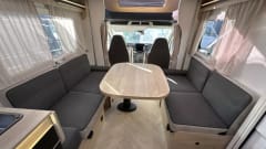 4p Chausson semi-integrated uit 2025