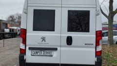Minibus Peugeot 2 places de 2020