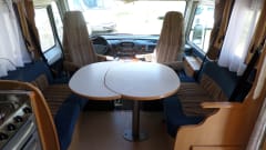 CAMPING CAR MERCEDES PILOT INTEGRAL BVA 4 PLACES