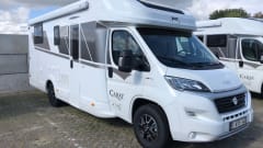 As good as new MC Louis 479 Semi integral for rent