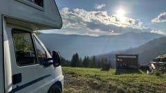 Vondel – Cozy 5-person family camper Fiat Ducato 2000