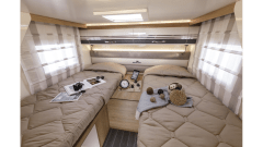 5p Roller Team semi-integrated uit 2025