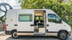 2p Renault bus uit 2001
