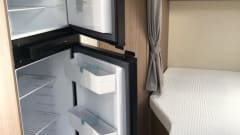 Hotelkamer op wielen – Spacious 2 p Carado semi-integrated from 2018