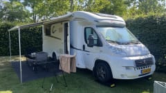 Capron – 4p Carado semi-integrated uit 2014