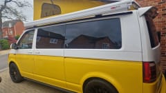 The lady in the van – 4 berth Volkswagen campervan from 2016