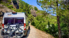 Willy – Cozy camper van to go on an adventure with!