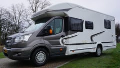 4p Chausson Semi-Integrated 