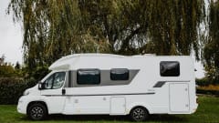 25. Luxury Adria Matric 670 SL for 4 persons