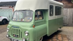 Moggie – 1963 Morris J2 Vintage 4 berth Campervan