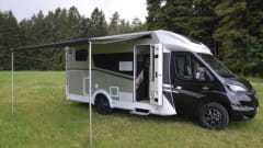 Lussuosa Sunlight 67S automatica per 4 persone dal 2024