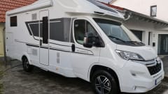 Camper 2024 – 5p Adria Mobil semi-integrated from 2024