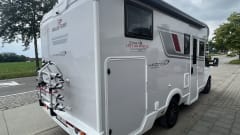 Loft On Wheels 2.0 – Brand new automatic camper 5 people