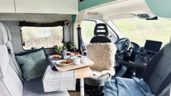 Bennie – Bennie: Fiat Campervan (Automatic) - Pet Friendly - 4 Persons