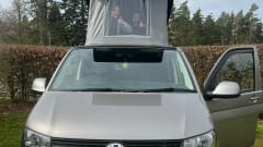 4 berth Volkswagen bus from 2018