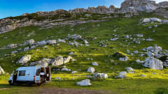 Tough 2 person bus camper - Off-grid