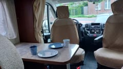 ci elliot 85p – Camper with 2 single beds and air conditioning on the engine and kilometers free