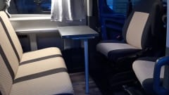 César – 4p Ford campervan from 2024