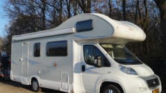 Adventurous family camper with the extra option of a trailer