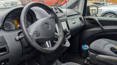 MB Vito – 2p Mercedes-Benz Vito off grid camper 2014